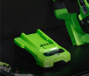 Зарядное устройство Greenworks Зарядное устройство Greenworks 40 В G40C