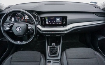 Skoda Octavia IV Kombi 2.0 TDI 115KM 2021 Skoda Octavia 2,0 TDI 115 KM 2.0 Diesel 116KM, zdjęcie 19