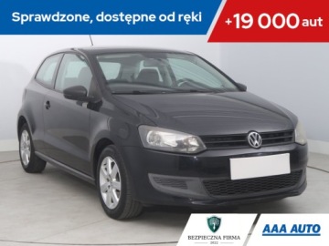 Volkswagen Polo V Hatchback 5d 1.2 60KM 2011 VW Polo 1.2 12V, Klima