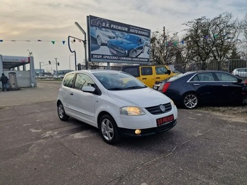 Volkswagen Fox Hatchback 1.2 i 55KM 2010 Volkswagen Fox 1.2 Benzyna 55 KM, Alufelgi,