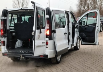 Opel Vivaro B Kombi Extra Long H1 2,9t 1.6 BiTurbo 125KM 2017 Opel Vivaro 1,6 Diesel 125km 6-Biegow Klima Serwis 9-osob 1.6 Diesel, zdjęcie 17