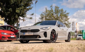 Kia Stinger Liftback 3.3 T-GDi 366KM 2018 Kia Stinger Kia Stinger 3.3T - GDI V6 GT AWD 3.3 Benzyna 366KM, zdjęcie 1