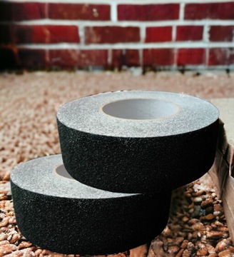 ЛЕНТА ПРОТИВОСКОЛЬЗЯЩАЯ 50/18 ДЛЯ ЛЕСТНИЦ, ЧЕРНАЯ, предупредительная, ПРОЧНАЯ ВНЕШНЯЯ