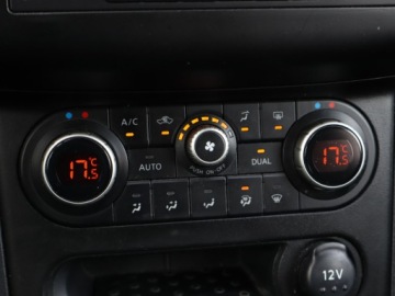 Nissan Qashqai I Crossover 2.0 141KM 2011 Nissan Qashqai 2.0, Navi, Klima, Klimatronic, zdjęcie 17