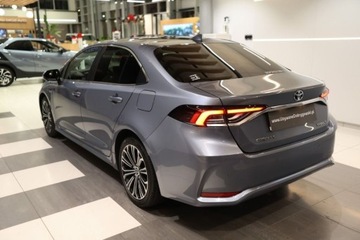 Toyota Corolla XII Sedan 1.8 Hybrid 122KM 2020 Toyota Corolla 1.8 Hybrid Comfort 1.8 Hybryda 122KM, zdjęcie 3