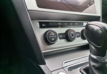 Volkswagen Passat B8 Variant 2.0 TDI BlueMotion SCR 150KM 2018 Volkswagen Passat Volkswagen Passat 2.0 TDI SCR DSG Trendline 2.0 Diesel, zdjęcie 17