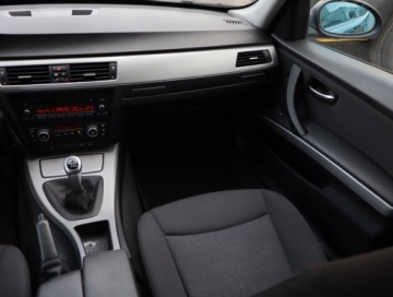 BMW Seria 3 E90-91-92-93 Touring E91 2.0 318i 143KM 2008 BMW 3 318 i, Klima, Klimatronic,ALU, El. szyby, zdjęcie 7