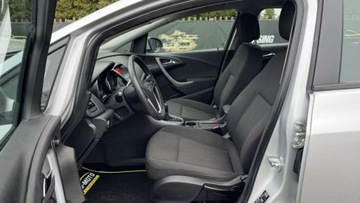 Opel Astra J Sports Tourer 1.4 Turbo ECOTEC 140KM 2012 Opel Astra Udokumentowany przebieg GWARANCJA 1.4 Benzyna 140KM, zdjęcie 17