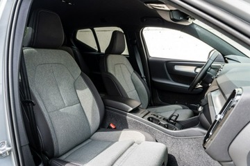 Volvo XC40 Crossover Facelifting 2.0 B4 197KM 2023 Volvo XC 40 B4 197KM FV23% Gwarancja, zdjęcie 14