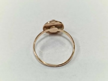 Złoty pierścionek damski/ Radzieckie 583/ 3.69 gram/ R19/ Lite złoto