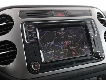 Volkswagen Tiguan I SUV Facelifting 2.0 TDI BlueMotion Technology 150KM 2015 Volkswagen Tiguan panorama klima auto navi kamera, zdjęcie 24