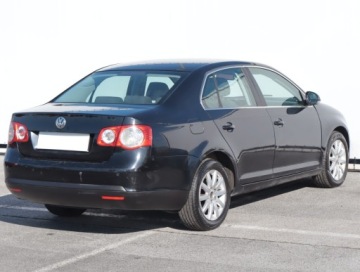 Volkswagen Jetta V 1.9 TDI 105KM 2007 VW Jetta 1.9 TDI, Klima, Klimatronic, El. szyby, zdjęcie 4