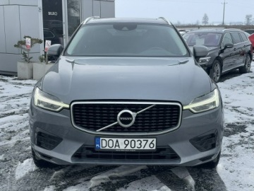 Volvo XC60 II Crossover T5 250KM 2018 Volvo XC 60 4x4 T5 Momentum 2018 kamera, zdjęcie 1