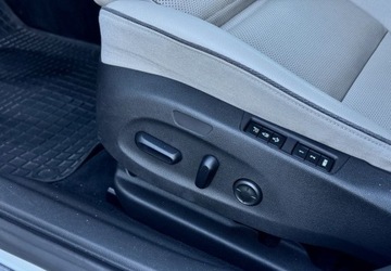 Opel Insignia II Grand Sport 2.0 CDTI 210KM 2018 Opel Insignia Opel Insignia 2.0 BiTrb D 4x4 Automatik Exclusive 2.0 Diesel, zdjęcie 19