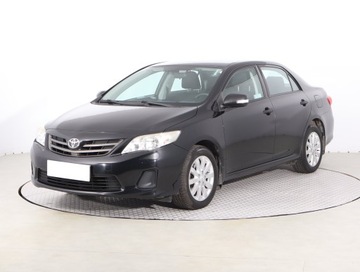 Toyota Corolla X Sedan Facelifting 1.6 Valvematic 132KM 2012 Toyota Corolla 1.6 Valvematic, Salon Polska, zdjęcie 1