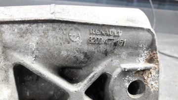 8200477151 UCHYCENÍ MOTORU NISSAN MICRA K12 1.4