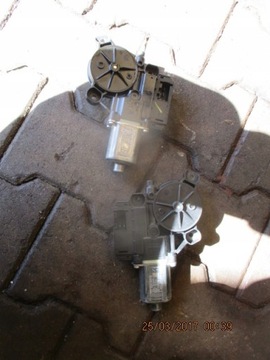 MOTOREK ZVEDÁNÍ SKEL VW T6 7E0959802R