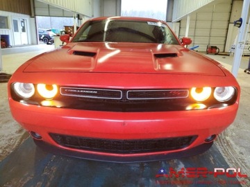 Dodge Challenger III 2018 Dodge Challenger _RT_HEMI_5.7 L_372 km_2018r 5.7 Benzyna 372KM, zdjęcie 4