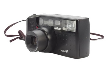 NIKON TW ZOOM 85 PANORAMA-z mankamentem