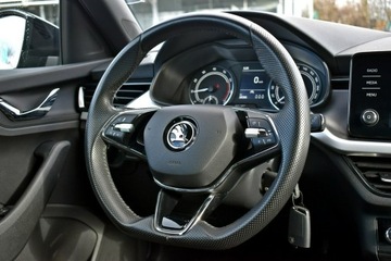 Skoda Kamiq Crossover 1.0 TSI 110KM 2022 Škoda Kamiq Skoda Kamiq Bezwypadkowy / Salon, zdjęcie 17