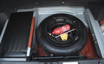 Mercedes Klasa E W210 Sedan 2.3 150KM 1996 Mercedes-Benz Klasa E Mercedes-Benz Klasa E 230 Classic 2.3 Benzyna 150KM, zdjęcie 29