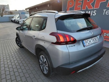 Peugeot 2008 I SUV Facelifting 1.2 PureTech 110KM 2017 Peugeot 2008 Automat Navi Klimatronik PDC Alu 1.2 Benzyna 110KM, zdjęcie 4