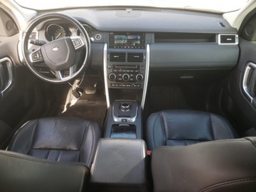 Land Rover Discovery Sport SUV 2.0 Si4 240KM 2017 Land Rover Discovery Sport 2017 LAND ROVER DISCOVERY SPORT HSE 2.0 Benzyna, zdjęcie 8