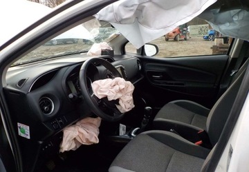 Toyota Yaris III Hatchback 5d Facelifting 2017 1.5 Dual VVT-iE 111KM 2019 Toyota Yaris Y20 Okazja 1.5 Benzyna 111KM, zdjęcie 19