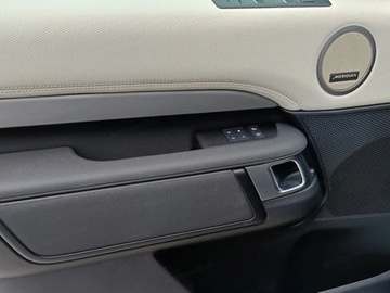 Land Rover Discovery V Terenowy Facelifting 3.0D I6 249KM 2024 LAND ROVER Discovery V D250 S Suv 3.0 (249KM) 2024, zdjęcie 11