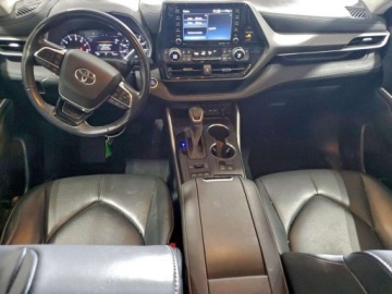 Toyota Highlander III 2021 Toyota Highlander XLE 2021 3.5 Benzyna 295KM, zdjęcie 8