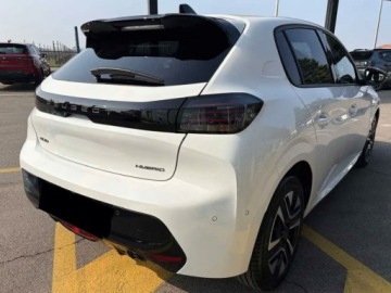 Peugeot 208 II 2026 Od ręki - Allure e-DCS6 1.2 mHEV 110KM / Pakiet Vision &amp; Navigation, zdjęcie 2