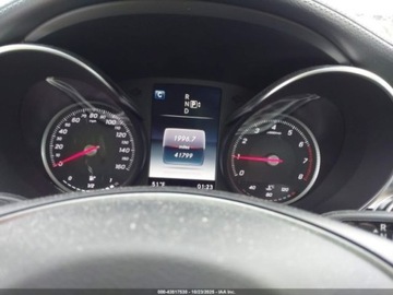 Mercedes Klasa C W205 2015 Mercedes-Benz Klasa C 2015 MERCEDES-BENZ C 300 LUXURY 4MATIC 2.0 Benzyna, zdjęcie 11