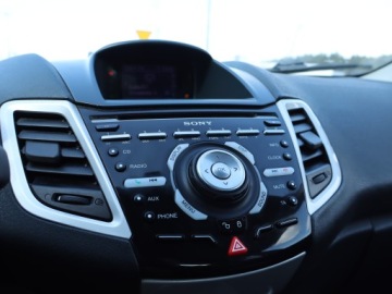 Ford Fiesta VII Hatchback 5d 1.4 Duratec 96KM 2012 Ford Fiesta 1.4, GAZ, Klima, Klimatronic,ALU, zdjęcie 12