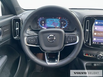 Volvo XC40 Crossover Facelifting 2.0 B4 197KM 2022 Volvo XC 40 Volvo XC40 PLUS Bright B4 (197 + 14KM), zdjęcie 31
