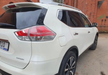 Nissan X-Trail III Terenowy 1.6 dCi 130KM 2016 Nissan X-Trail Panorama Kamera 360 Hands Free GetHelp 1.6 Diesel, zdjęcie 3