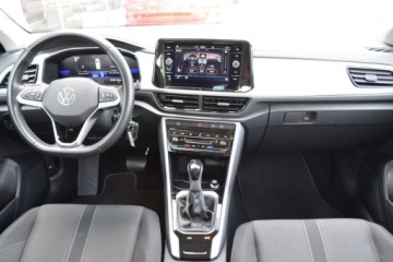 Volkswagen T-Roc I SUV Facelifting 1.5 TSI ACT 150KM 2023 Volkswagen T-Roc SalonPL TSI 150KM DSG Life Kamera ACC Pak.zimowy FrontAss, zdjęcie 1