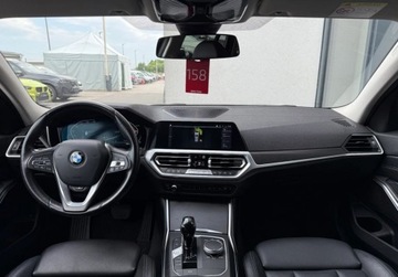 BMW Seria 3 G20-G21 Touring 2.0 320d 190KM 2022 BMW Seria 3 320d xDrive Luxury Line Hak Display Key Panorama Webasto 2.0, zdjęcie 17