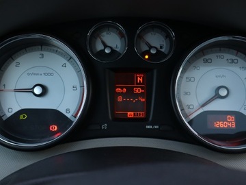 Peugeot 308 I Hatchback 5d 1.6 HDi 16V 109KM 2008 Peugeot 308 1.6 HDi, Automat, Navi, Klima, zdjęcie 10