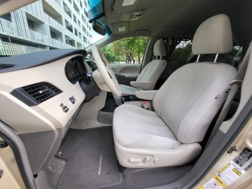 Toyota Sienna III 3.5 V6 266KM 2011 TOYOTA SIENNA 3.5 V6 266KM, Automat, 1 właściciel od 12 lat,7 Miejsc, zdjęcie 4