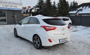 Hyundai i30 II Hatchback 5d 1.4 MPI 100KM 2012 Hyundai i30 1.4 Benzyna Klimatyzacja Cz.parkowania 1.4 Benzyna 99KM, zdjęcie 8