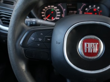 Fiat Tipo II Hatchback 1.4 95KM 2018 Fiat Tipo 1.4 16V, Salon Polska, 1. Właściciel, zdjęcie 15