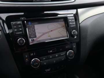 Nissan Qashqai II Crossover Facelifting 1.6 dCi 130KM 2018 Nissan Qashqai 1.6 dCi, Salon Polska, Serwis ASO, zdjęcie 11