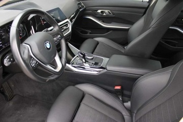 BMW Seria 3 G20-G21 Limuzyna 2.0 318i 156KM 2022 BMW Seria 3 Oferta Dealera BMW M-Cars 2.0 Benzyna 156KM, zdjęcie 15