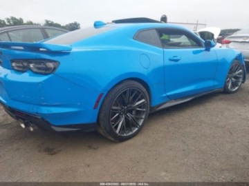 Chevrolet Camaro VI 2022 Chevrolet Camaro RWD ZL1, 2022r., 6.2L 6.2 Benzyna 650KM, zdjęcie 3