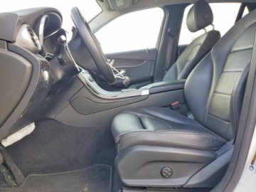 Mercedes GLC C254/X254 2022 Mercedes-Benz GLC 2022 MERCEDES-BENZ GLC 300 2.0 Benzyna 250KM, zdjęcie 8