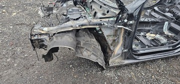 Audi A4 B9 ĆWIARTKA SŁUPEK A 17 R