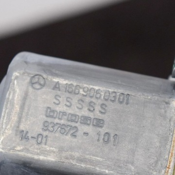 MERCEDES-BENZ GL X166 2013 PRAVÁ STRANA MOTOREK ZVEDAČ OKNO DVEŘE