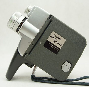 Камера CANON MOTOR ZOOM 8 EEE с аксессуарами
