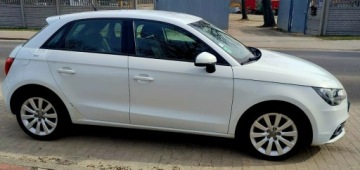 Audi A1 I Hatchback 3d 1.6 TDI 105KM 2012 Audi A1 5 drzwi bardzo zadbane 1.6tdi, zdjęcie 1