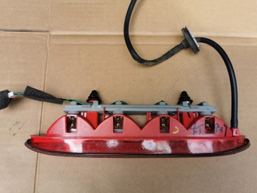 KIA VENGA LAMPA ZADNÍ KRYT TŘETÍ SVĚTLO STOP